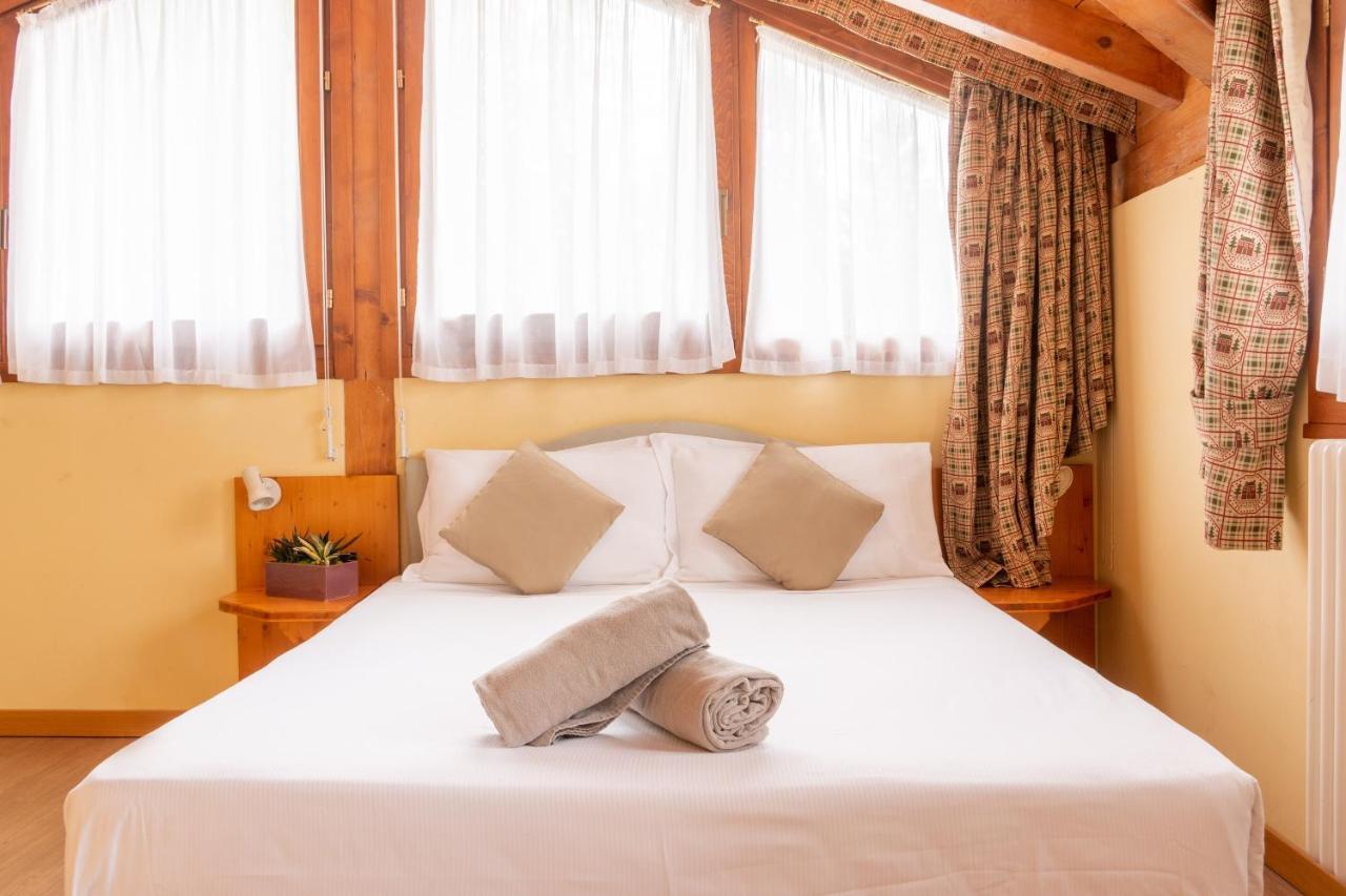 Nevesole Folgarida Resort Aparthotel ภายนอก รูปภาพ