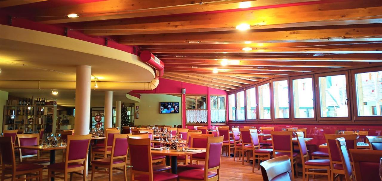 Nevesole Folgarida Resort Aparthotel ภายนอก รูปภาพ
