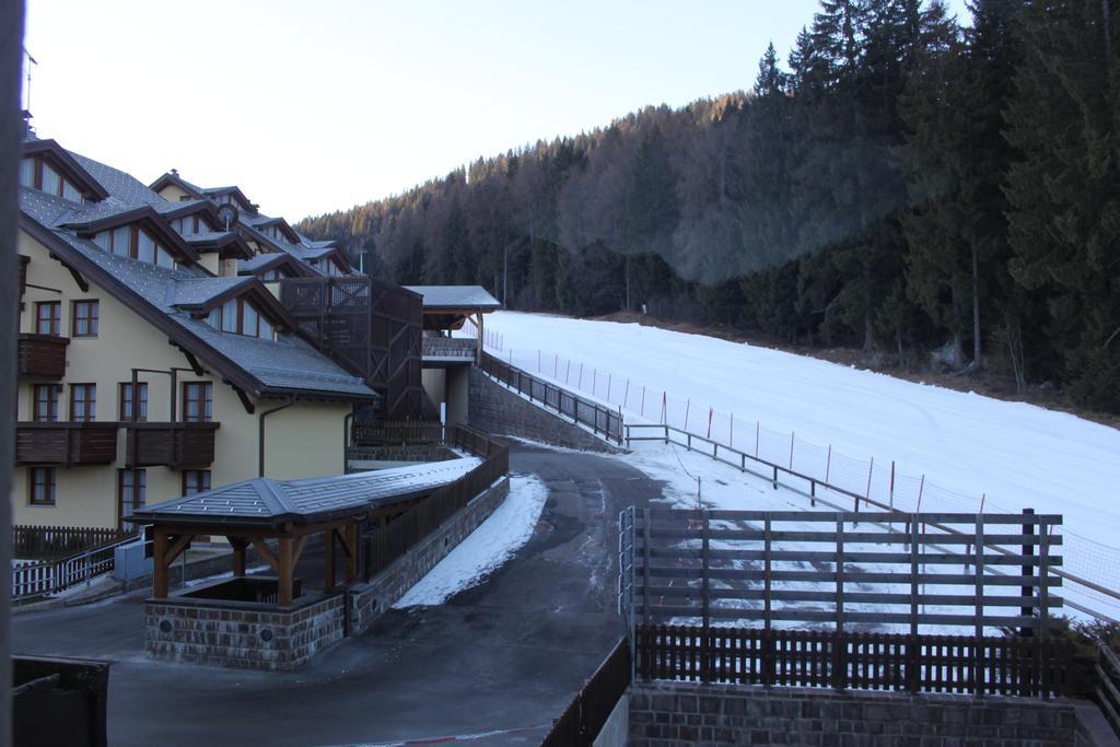 Nevesole Folgarida Resort Aparthotel ภายนอก รูปภาพ