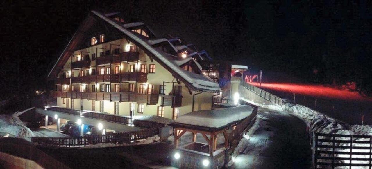 Nevesole Folgarida Resort Aparthotel ภายนอก รูปภาพ