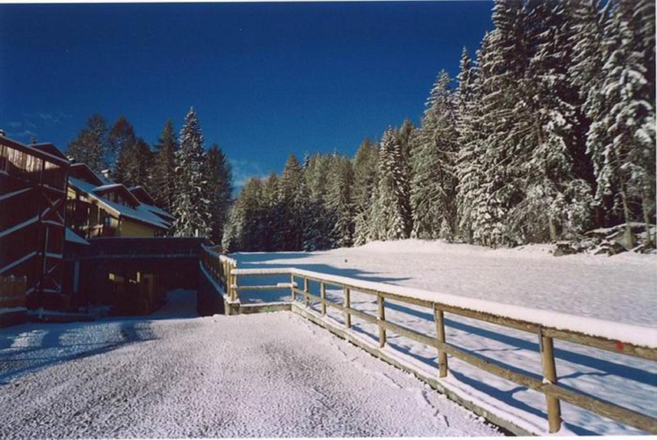 Nevesole Folgarida Resort Aparthotel ภายนอก รูปภาพ
